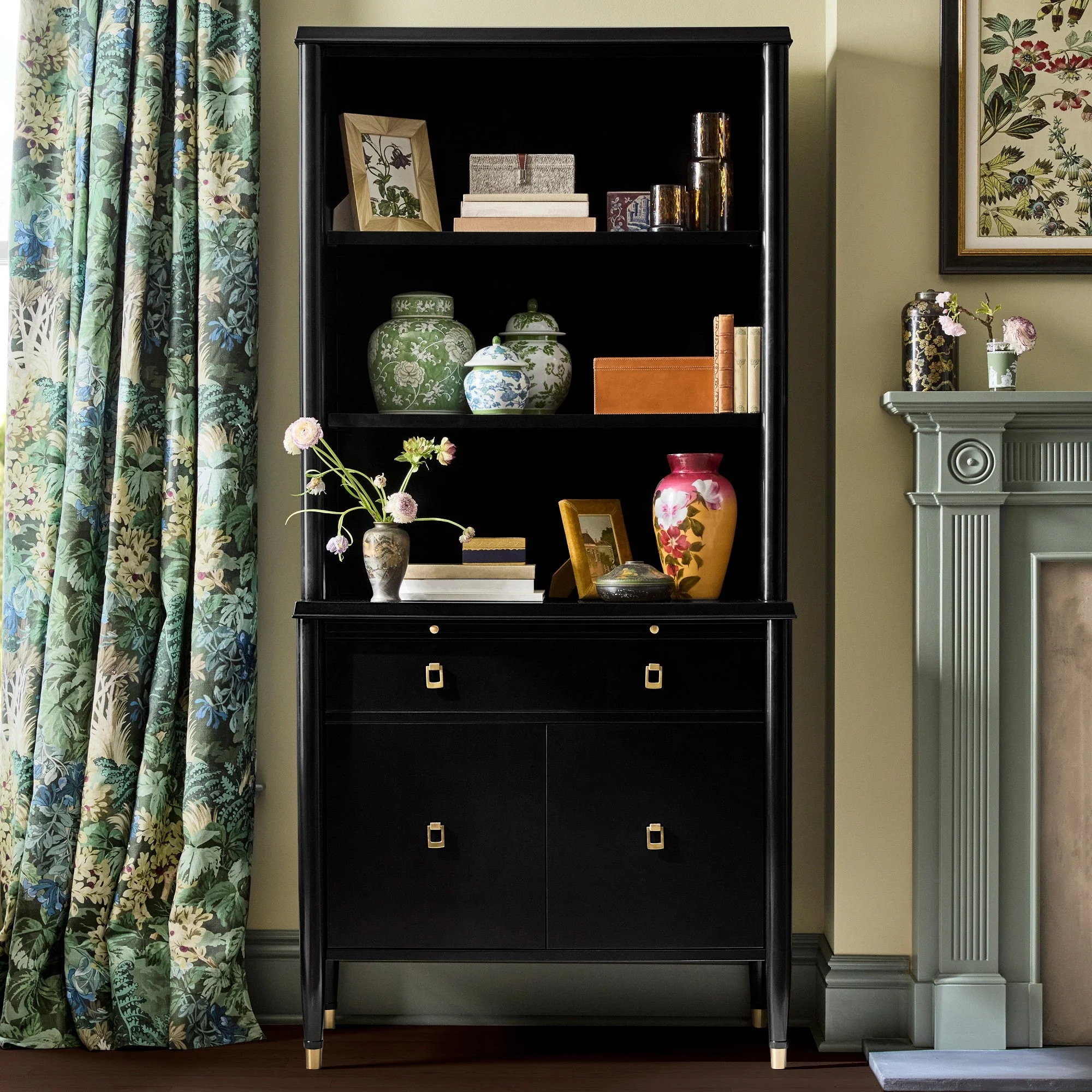 Modern Minimalist Wood Storage Hutch