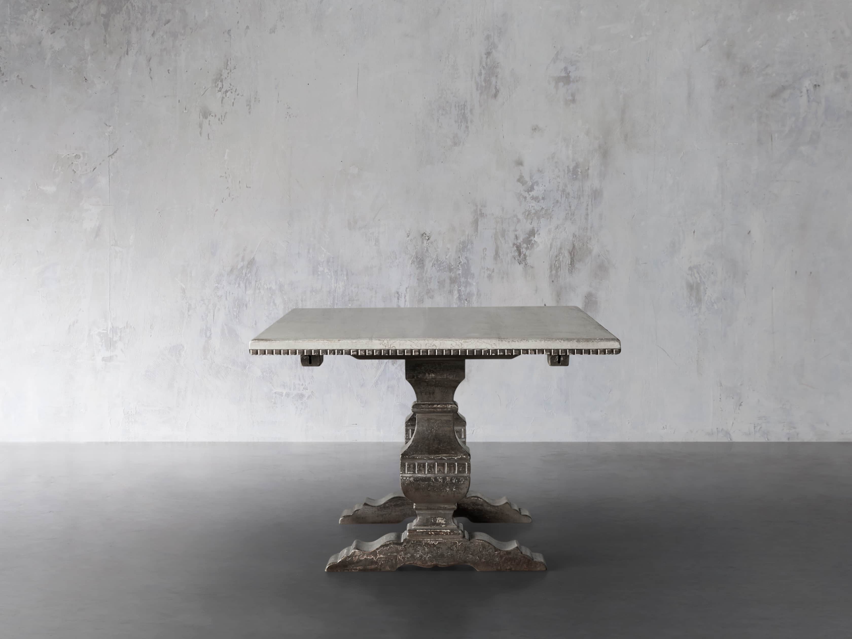 Finnley Scalable Long dining Table